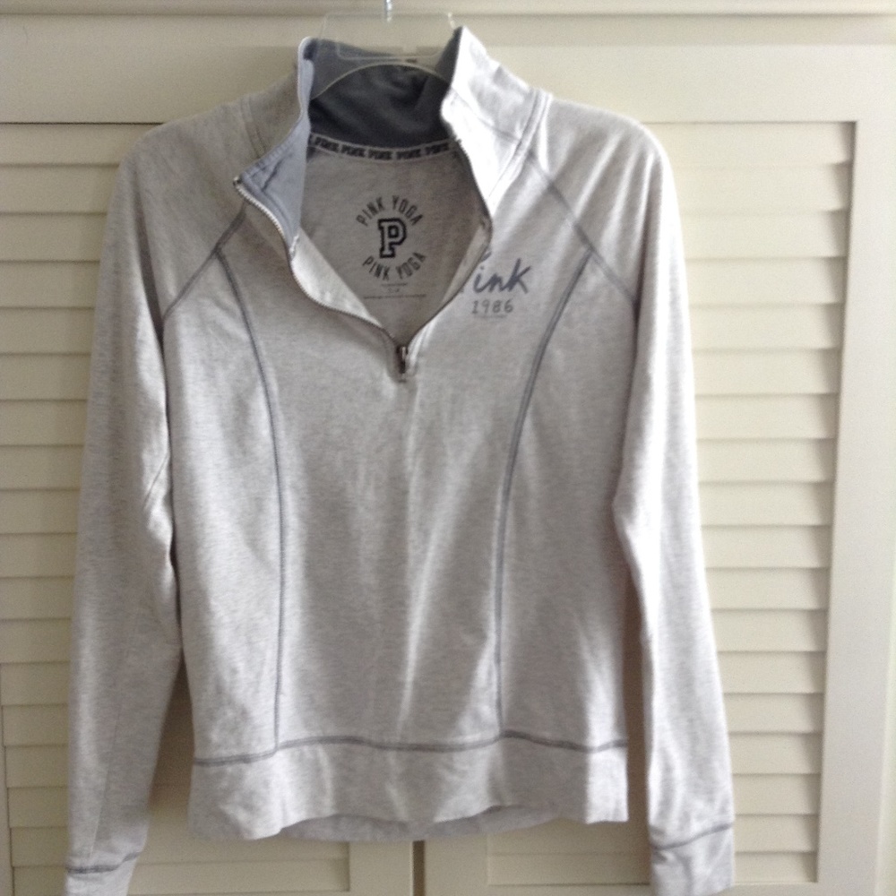 VS Pink - Half Zip 1986 yoga top